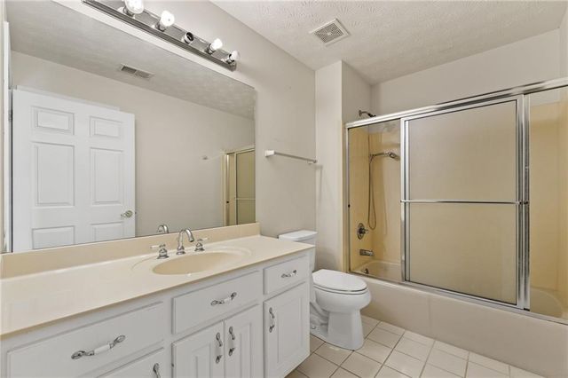 5555 Stone Trace, Gainesville, GA 30504