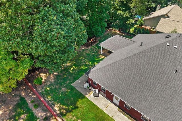 5555 Stone Trace, Gainesville, GA 30504