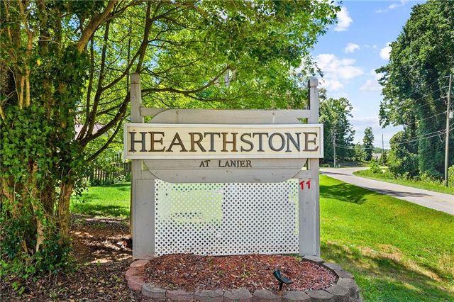 5555 Stone Trace, Gainesville, GA 30504