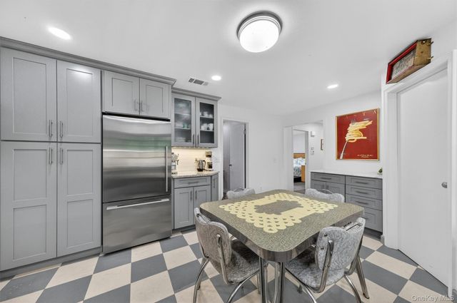 356 Smith Road, Hyde Park, NY 12538
