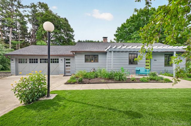 356 Smith Road, Hyde Park, NY 12538