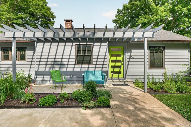 356 Smith Road, Hyde Park, NY 12538
