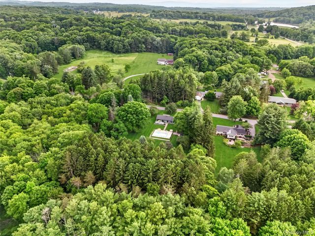 356 Smith Road, Hyde Park, NY 12538