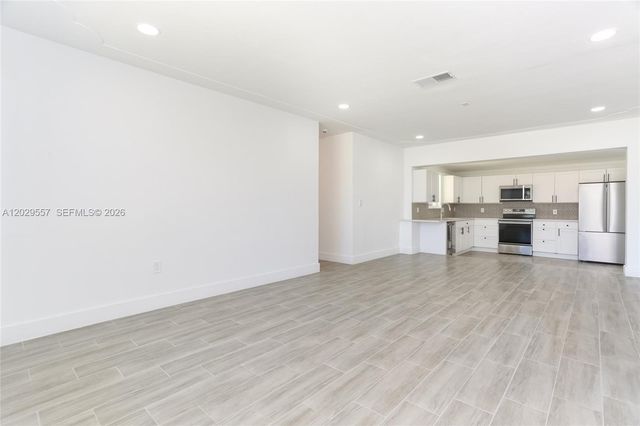 436 Gull Court, North Palm Beach, FL 33408