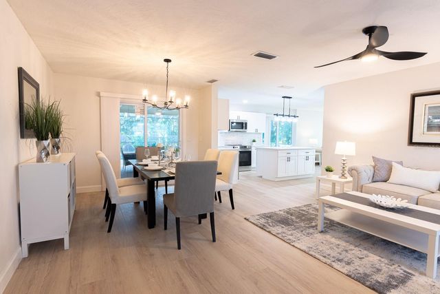 1115 SOUTHERN PINE LANE, Sarasota, FL 34243