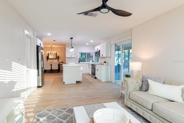 1115 SOUTHERN PINE LANE, Sarasota, FL 34243