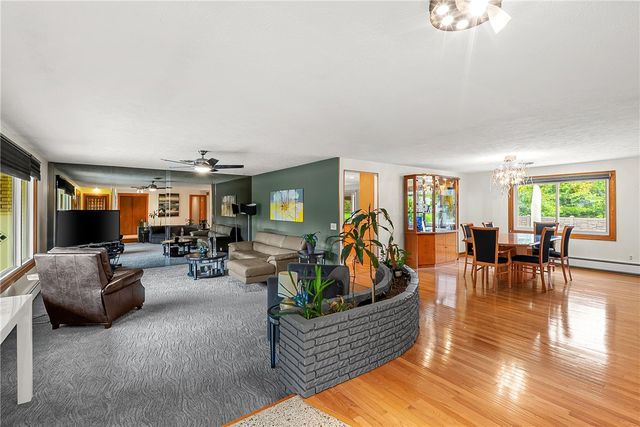 2793 Ridgeway Avenue, Greece, NY 14626