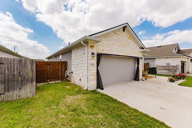 307 Watercourse WAY, Bastrop, TX 78602