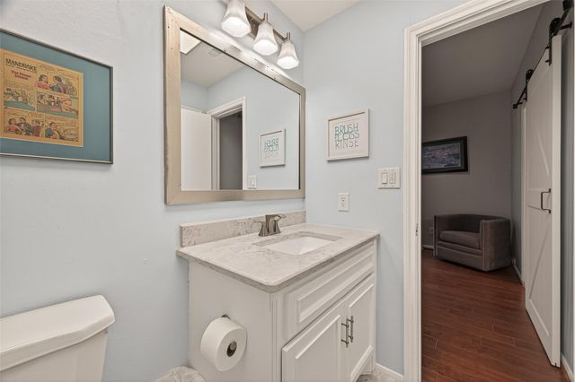 262 Sugarberry Circle, Houston, TX 77024