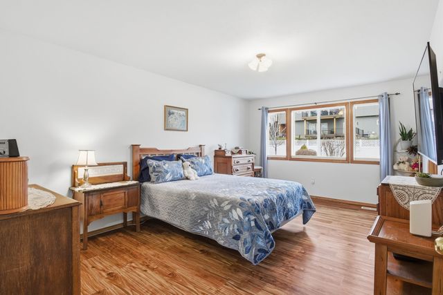 801 E Huron Dr, Spokane, WA 99208