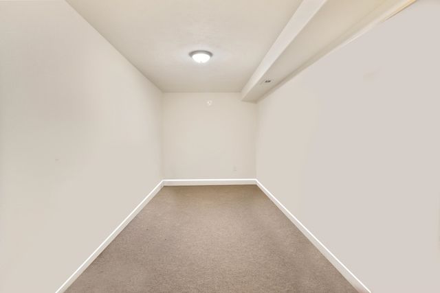 801 E Huron Dr, Spokane, WA 99208