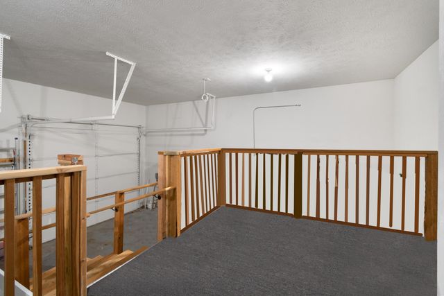 801 E Huron Dr, Spokane, WA 99208