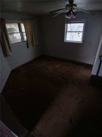 1829 Woodward Ave, Brookline, PA 15226