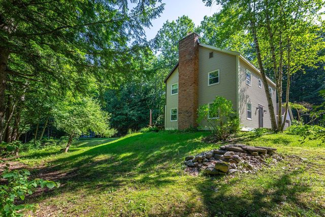 560 New Ireland Road, Manchester, VT 05255