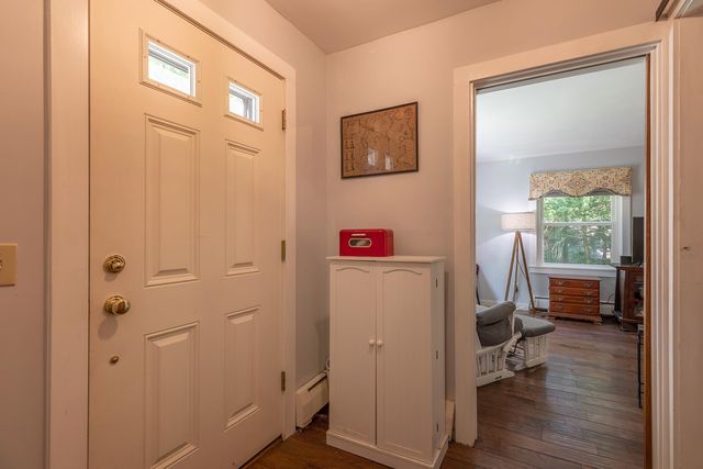 560 New Ireland Road, Manchester, VT 05255