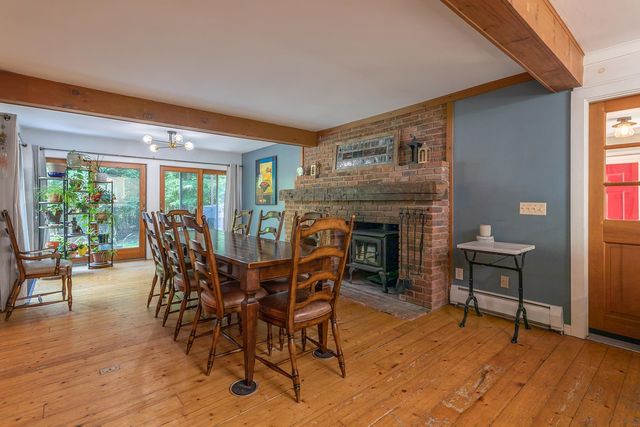 560 New Ireland Road, Manchester, VT 05255