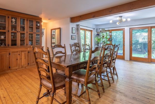 560 New Ireland Road, Manchester, VT 05255