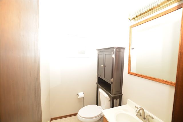 229 Springwood Drive, Penn Hills, PA 15147