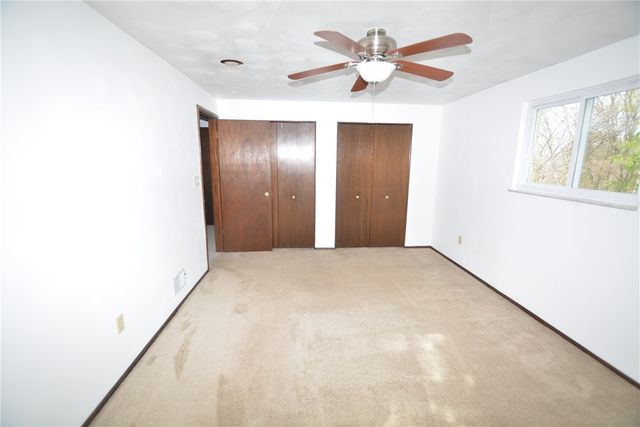 229 Springwood Drive, Penn Hills, PA 15147