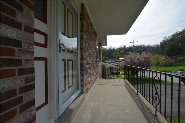 229 Springwood Drive, Penn Hills, PA 15147