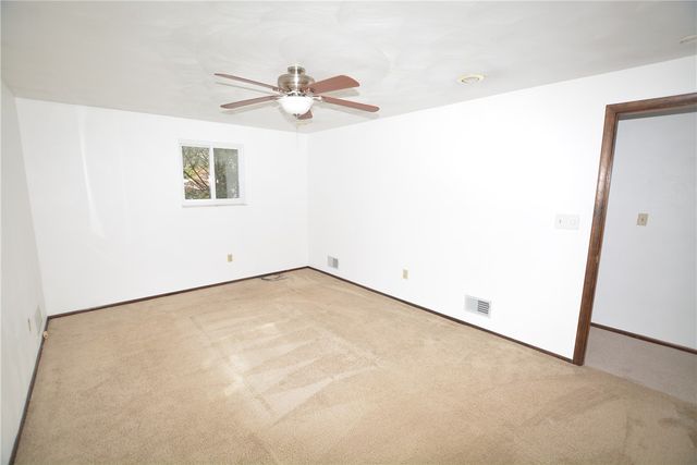 229 Springwood Drive, Penn Hills, PA 15147