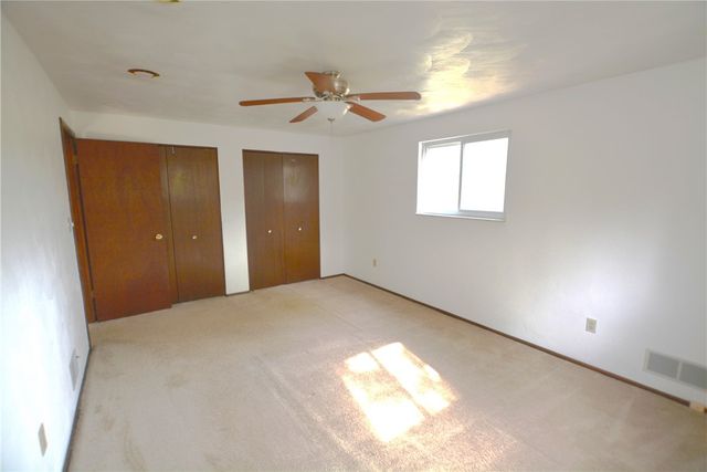 229 Springwood Drive, Penn Hills, PA 15147