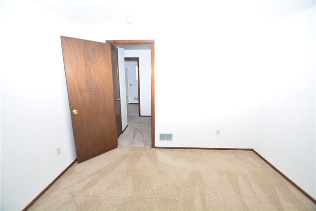 229 Springwood Drive, Penn Hills, PA 15147