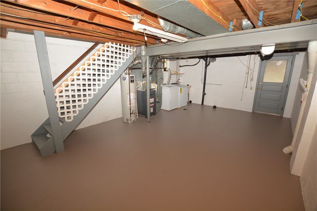 229 Springwood Drive, Penn Hills, PA 15147