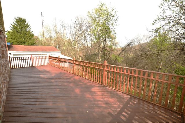 229 Springwood Drive, Penn Hills, PA 15147