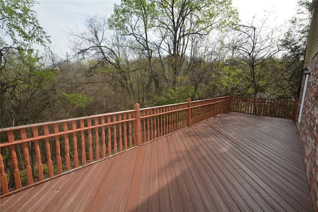 229 Springwood Drive, Penn Hills, PA 15147