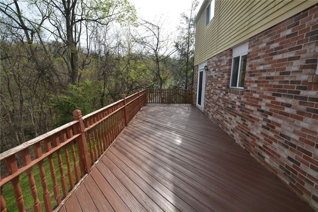 229 Springwood Drive, Penn Hills, PA 15147