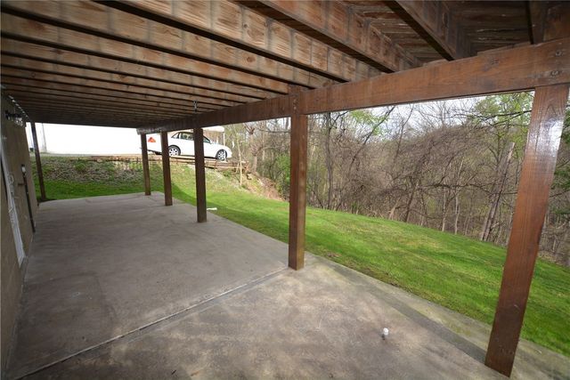 229 Springwood Drive, Penn Hills, PA 15147