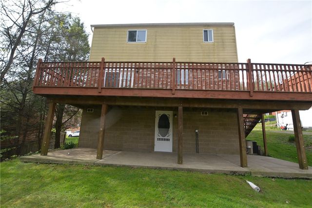 229 Springwood Drive, Penn Hills, PA 15147
