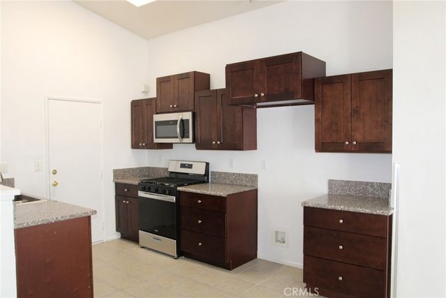 43515 Mahogany, Lancaster, CA 93535