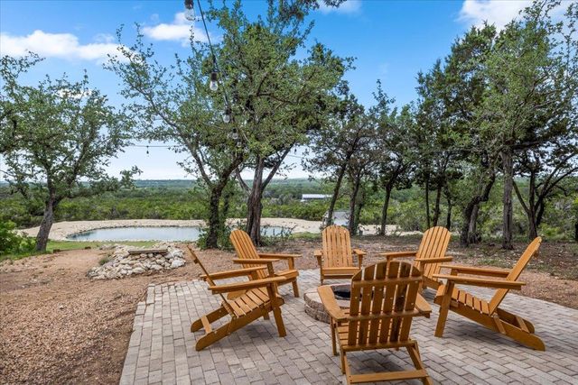 300 & 296 IVY Drive, Liberty Hill, TX 78642