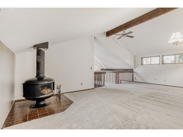 4635 Nw KAHNEETA Dr, Portland, OR 97229