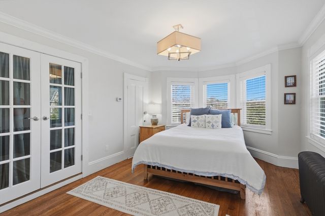 28 Village Street 2, Marblehead, MA 01945