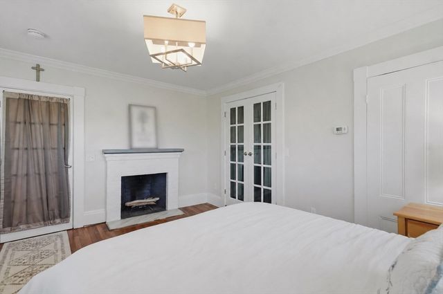 28 Village Street 2, Marblehead, MA 01945