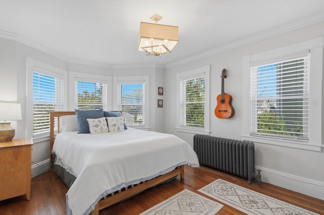 28 Village Street 2, Marblehead, MA 01945