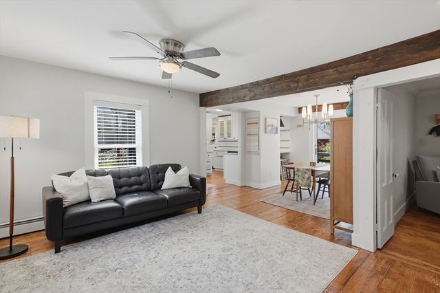 28 Village Street 2, Marblehead, MA 01945