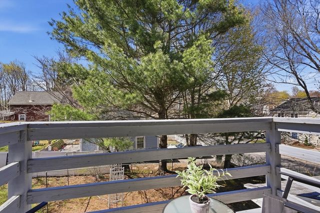 28 Village Street 2, Marblehead, MA 01945