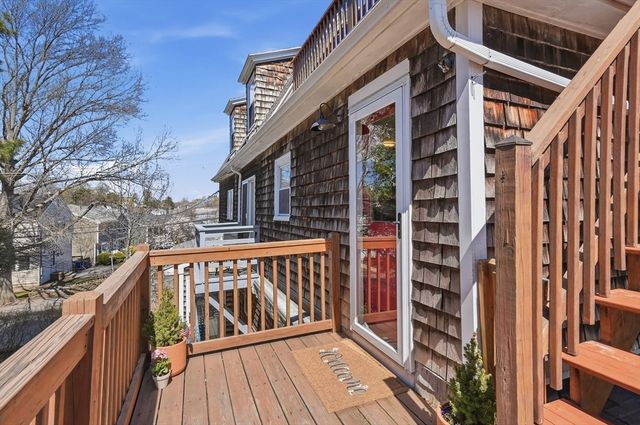 28 Village Street 2, Marblehead, MA 01945