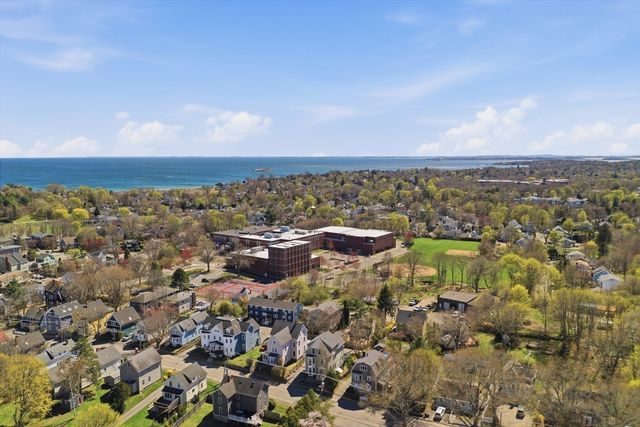 28 Village Street 2, Marblehead, MA 01945