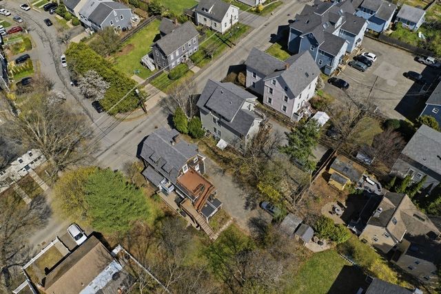 28 Village Street 2, Marblehead, MA 01945