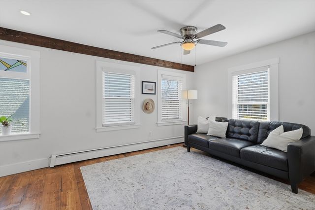 28 Village Street 2, Marblehead, MA 01945