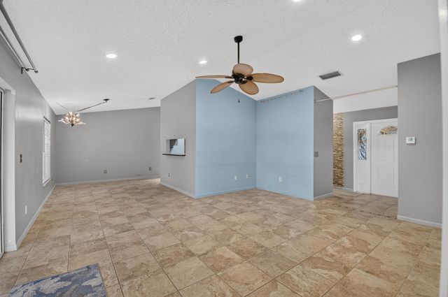 6773 Alden Ridge Drive, Boynton Beach, FL 33437