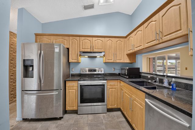 6773 Alden Ridge Drive, Boynton Beach, FL 33437