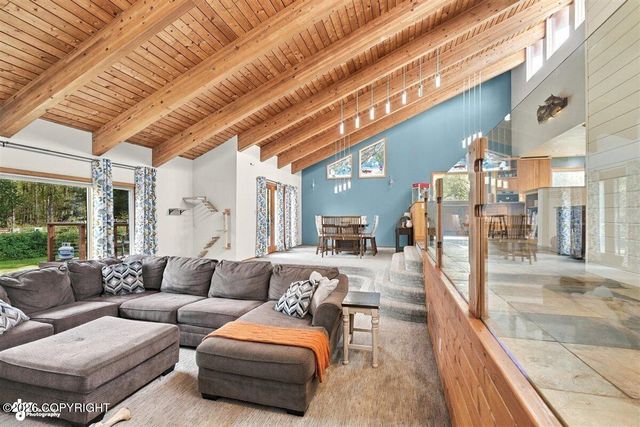 8670 Kushtaka Circle, Anchorage, AK 99504