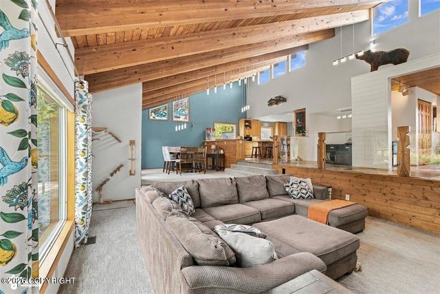 8670 Kushtaka Circle, Anchorage, AK 99504