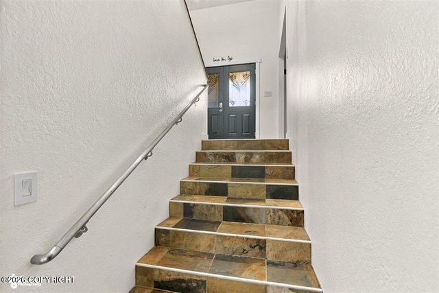 8670 Kushtaka Circle, Anchorage, AK 99504